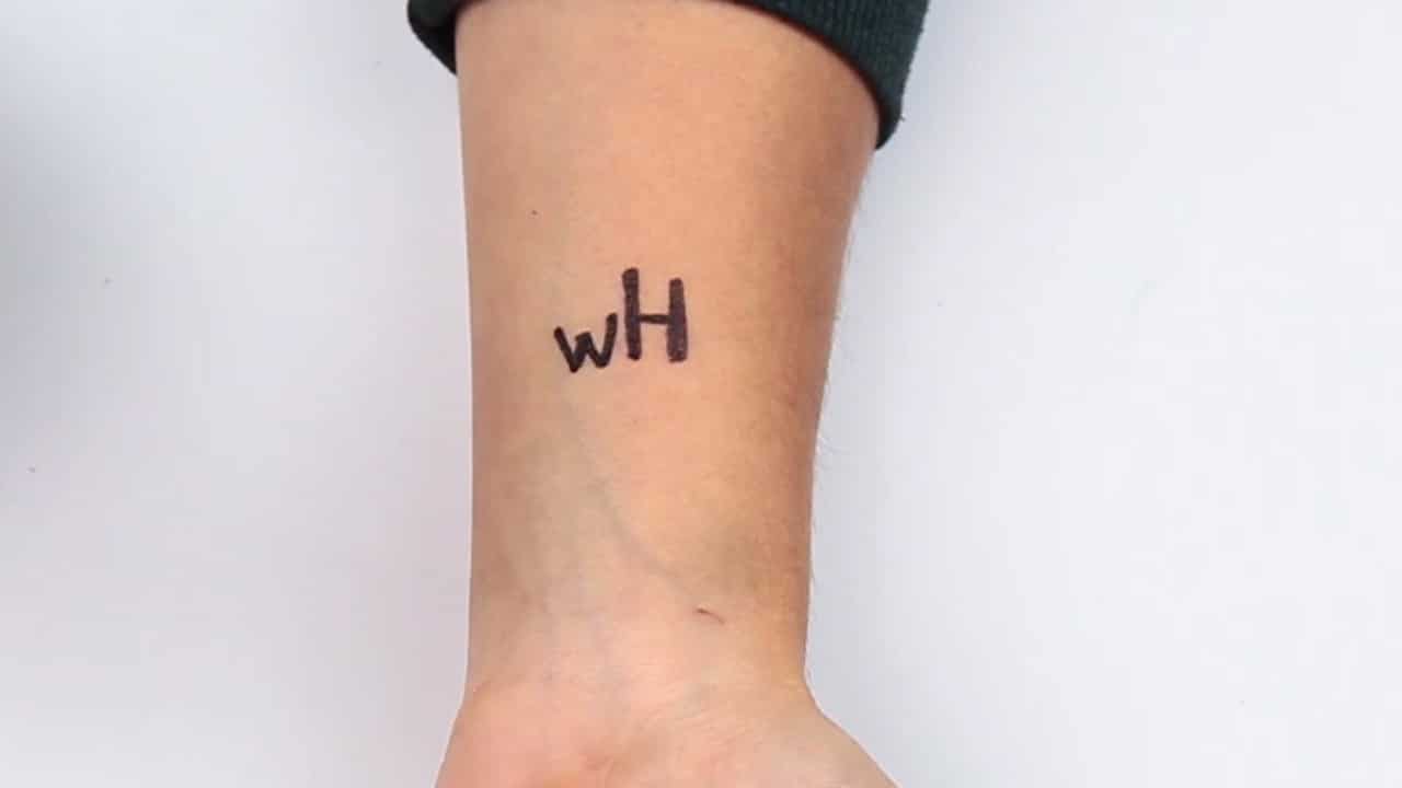 Comment appliquer un tatouage temporaire ? Comment appliquer un tatouage temporaire ?