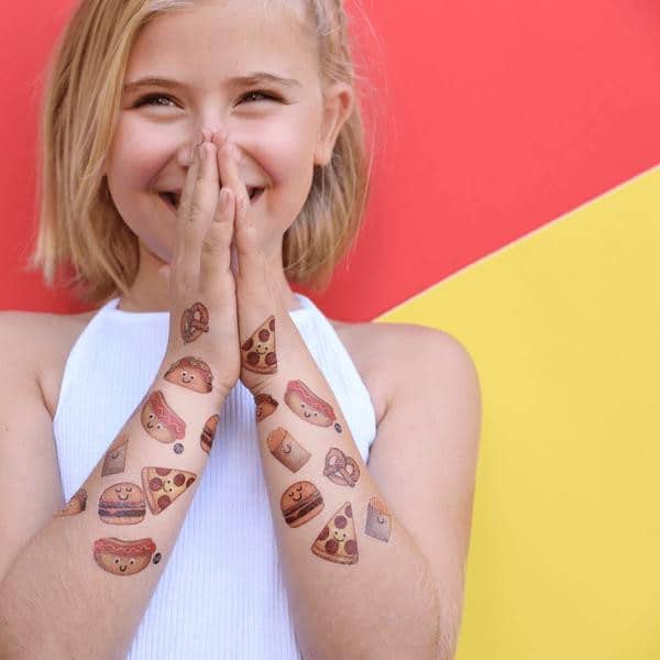 Tatouages temporaires : Collecte de fonds pour la rentrée scolaire  