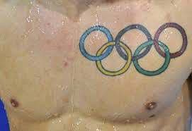 Se baigner avec un tatouage Se baigner avec un tatouage