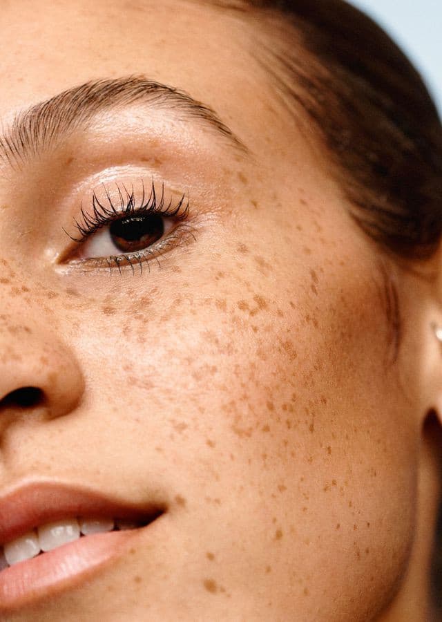 Les fausses taches de rousseur : nouvelle tendance beauté Les fausses taches de rousseur : nouvelle tendance beauté