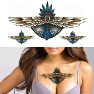 Tatouage ephemere ailes d’Indien underboob
