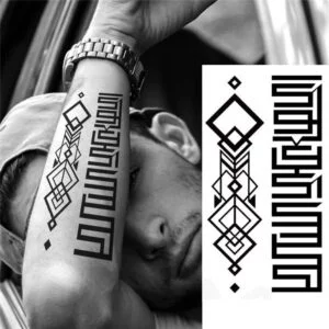 Tatouage ephemere motif géométrique